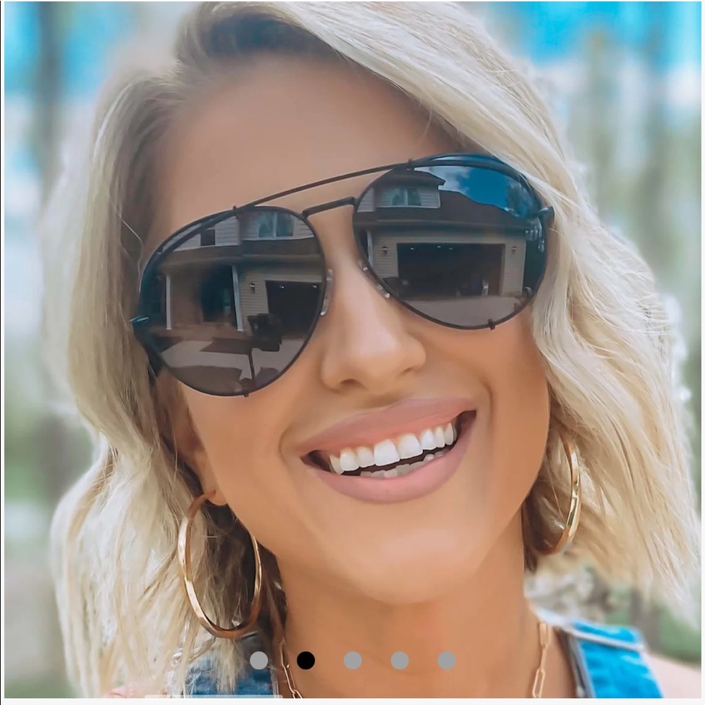 Diff Eyewear Black Aviator Sunglasses
